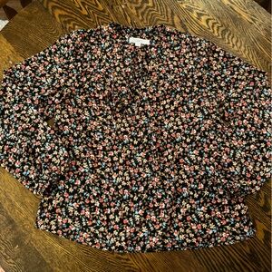 Loft Floral Crepe/Drapey Top w/ Tie-front V Neck - Size M